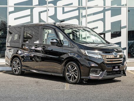 Honda Stepwgn V Рестайлинг