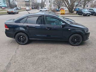 2013 Volkswagen Polo V, чёрный, 770000 рублей, вид 2
