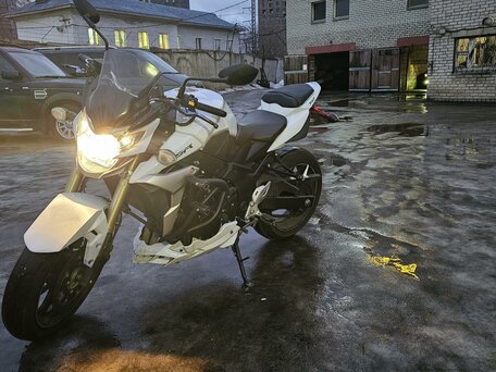2012 Suzuki GSR 750, белый, 640000 рублей, вид 2