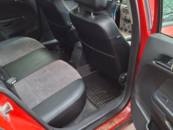 2008 Opel Astra H Рестайлинг, красный, 250000 рублей - вид 15