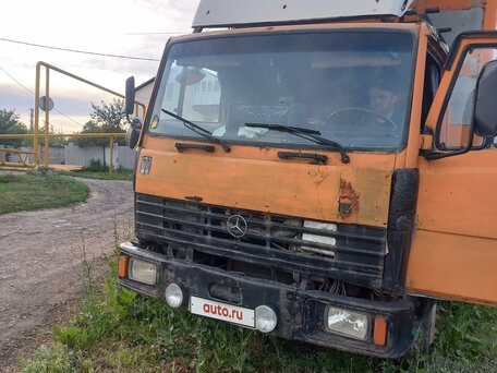 1989 Mercedes-Benz 1117, оранжевый, 400000 рублей, вид 3