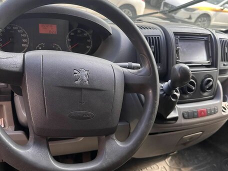 2009 Peugeot Boxer, красный, 820000 рублей, вид 4
