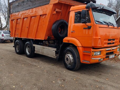2011 КамАЗ 6520, оранжевый, 2700000 рублей, вид 2