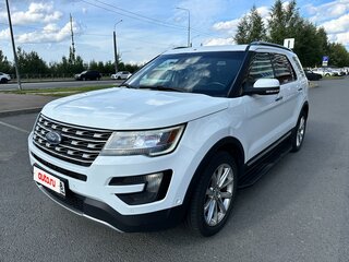 2016 Ford Explorer V Рестайлинг, белый, 2300000 рублей, вид 1