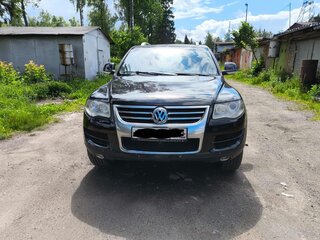 2008 Volkswagen Touareg I Рестайлинг, чёрный, 1100000 рублей, вид 2