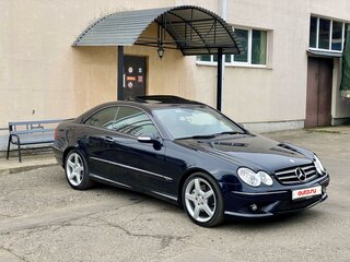 2008 Mercedes-Benz CLK-Класс 200 II (W209) Рестайлинг, чёрный, 2300000 рублей, вид 3