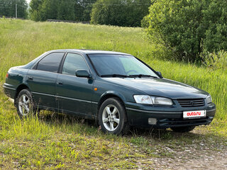 1997 Toyota Camry IV (XV20), зелёный, 590000 рублей, вид 1