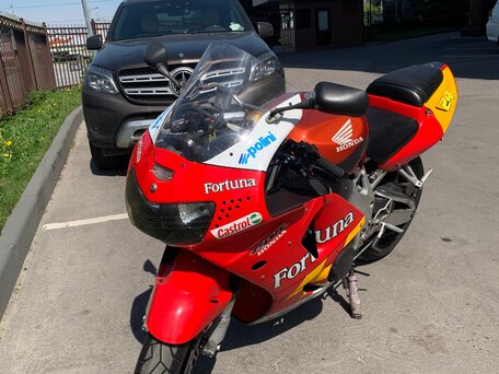 1999 Honda CBR 919RR Fireblade, красный, 340000 рублей, вид 1