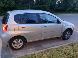 2007 Chevrolet Aveo I, серебристый, 320000 рублей, вид 4