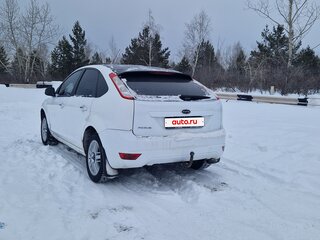2010 Ford Focus II Рестайлинг, белый, 380000 рублей, вид 5