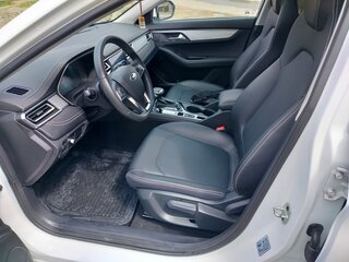 2023 JAC J7 I, белый, 2000000 рублей, вид 5