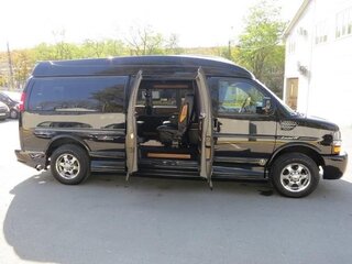 2010 Chevrolet Express II, чёрный, 6000000 рублей, вид 2