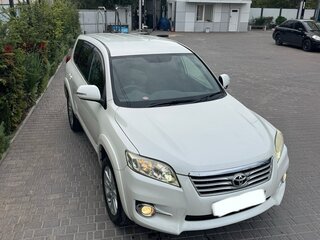 2011 Toyota Vanguard, белый, 1200000 рублей, вид 4