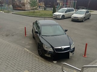 2011 Skoda Octavia II (A5) Рестайлинг, чёрный, 750000 рублей, вид 3