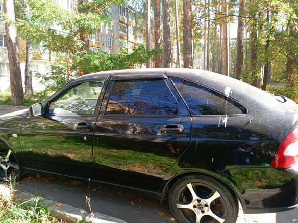 2008 Lada (ВАЗ) Priora I, зелёный, 250000 рублей