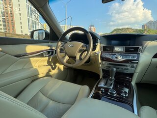 2015 Infiniti Q70 I Рестайлинг, белый, 1950000 рублей, вид 5