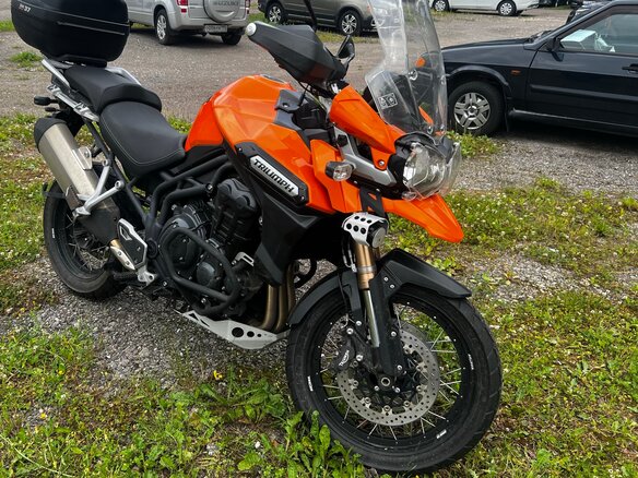 2015 Triumph Tiger 1200, оранжевый, 1010000 рублей - вид 3