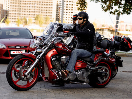 2008 Yamaha XV 1900, красный, 750000 рублей, вид 1