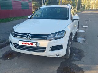 2013 Volkswagen Touareg II, белый, 1700000 рублей, вид 2