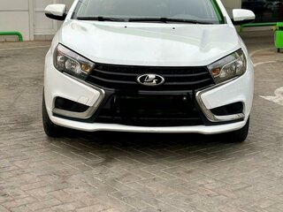 2020 Lada (ВАЗ) Vesta I, белый, 890000 рублей, вид 2