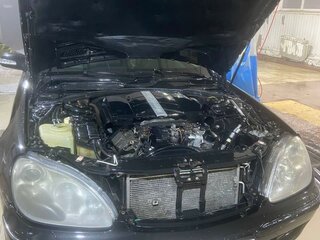 2003 Mercedes-Benz S-Класс 500 7-speed IV (W220) Рестайлинг, чёрный, 850000 рублей, вид 4