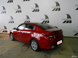 2021 Kia Rio IV Рестайлинг, красный, 1590000 рублей, вид 2