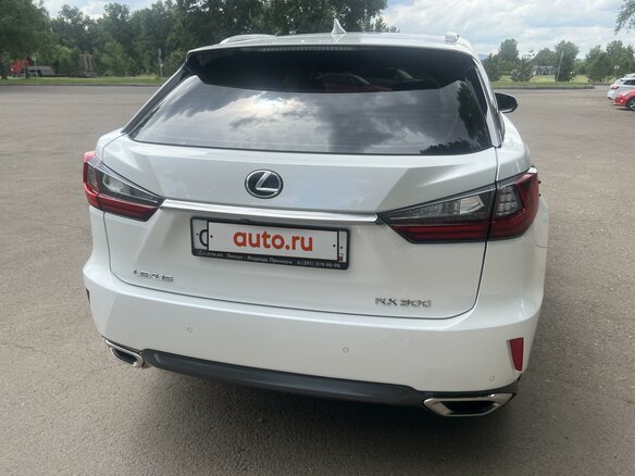 2019 Lexus RX 300 IV, белый, 4500000 рублей - вид 3