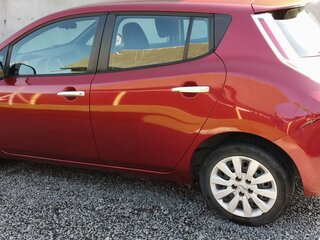 2013 Nissan Leaf I (ZE0/AZE0), пурпурный, 681982 рублей, вид 4