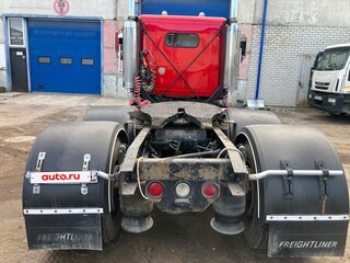 1999 Freightliner FLD, красный, 2600000 рублей, вид 4