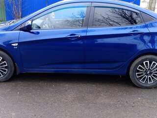 2015 Hyundai Solaris I Рестайлинг, синий, 935000 рублей, вид 3