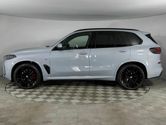 2026 BMW X5 40d IV (G05/G18) Рестайлинг, серый, 17850000 рублей - вид 4
