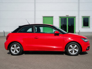 2011 Audi A1 I (8X), красный, 860000 рублей, вид 3