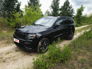 2020 Jeep Grand Cherokee IV (WK2) Рестайлинг, чёрный, 5100000 рублей, вид 1