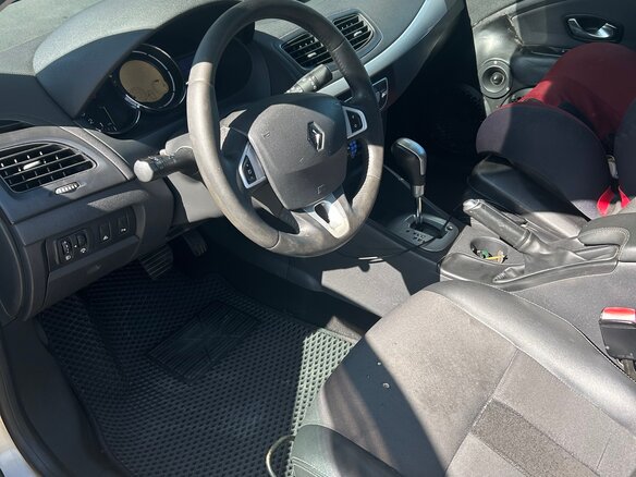 2010 Renault Fluence I, бежевый, 799000 рублей - вид 5
