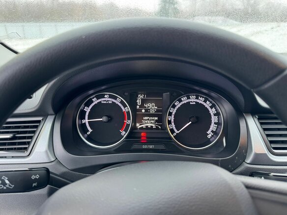 2019 Skoda Rapid I Рестайлинг, белый, 910000 рублей - вид 11