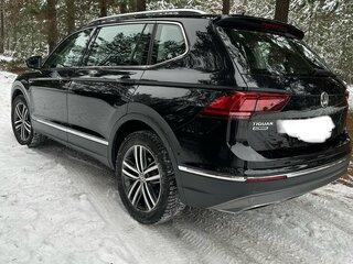 2020 Volkswagen Tiguan Allspace II, чёрный, 2912777 рублей, вид 5
