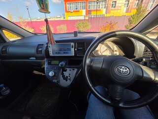 2008 Toyota Wish I Рестайлинг, белый, 930000 рублей, вид 5