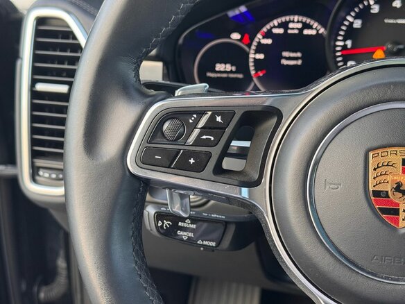 2019 Porsche Cayenne III, синий, 4800000 рублей - вид 11