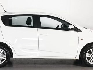 2012 Chevrolet Aveo II, белый, 620000 рублей, вид 3