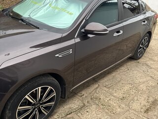 2018 Kia Optima IV Рестайлинг, коричневый, 2200000 рублей, вид 4