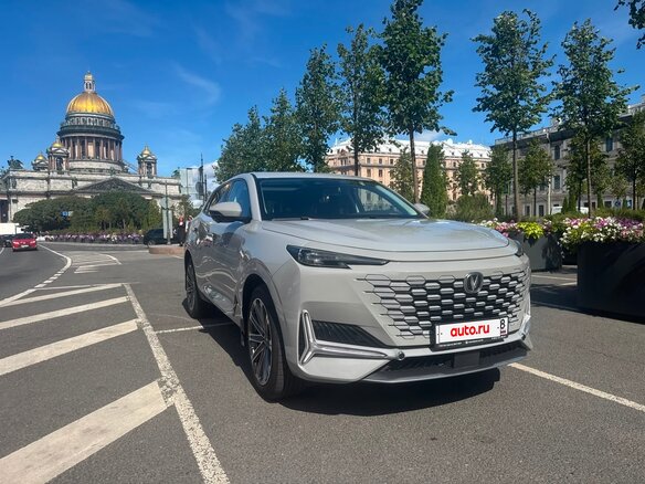 2023 Changan UNI-K, серый, 2200000 рублей - вид 3