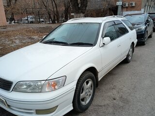 1999 Toyota Mark II Qualis VIII (X100), белый, 525000 рублей, вид 1