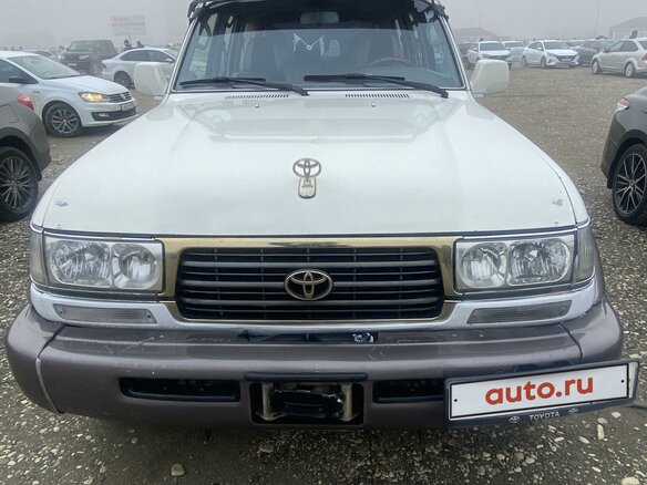 1997 Toyota Land Cruiser 80 Series Рестайлинг, белый, 2300000 рублей - вид 2