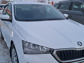 2021 Skoda Rapid II, белый, 1600000 рублей, вид 3
