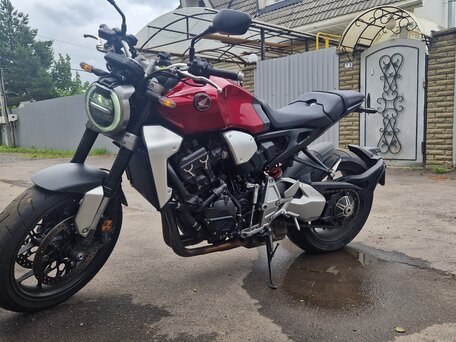 2018 Honda CB 1000R, красный, 850000 рублей, вид 1