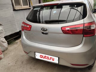2013 Kia Rio 5-speed III, серебристый, 1000050 рублей, вид 1