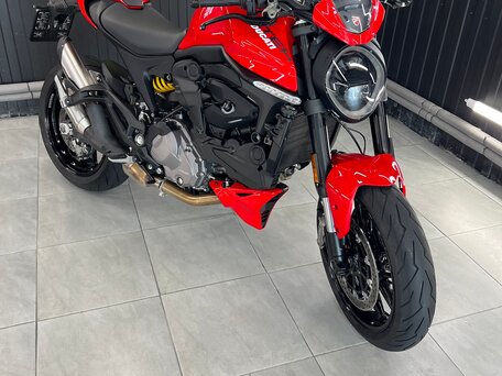 2021 Ducati Monster 937, красный, 950000 рублей, вид 3