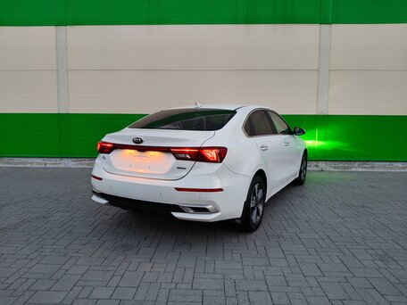 2022 Kia K3 II (China Market), белый, 1650000 рублей, вид 4
