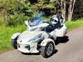 2011 BRP Can-Am Spyder, белый, 1850000 рублей