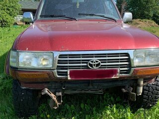 1996 Toyota Land Cruiser 80 Series Рестайлинг, красный, 900000 рублей, вид 3